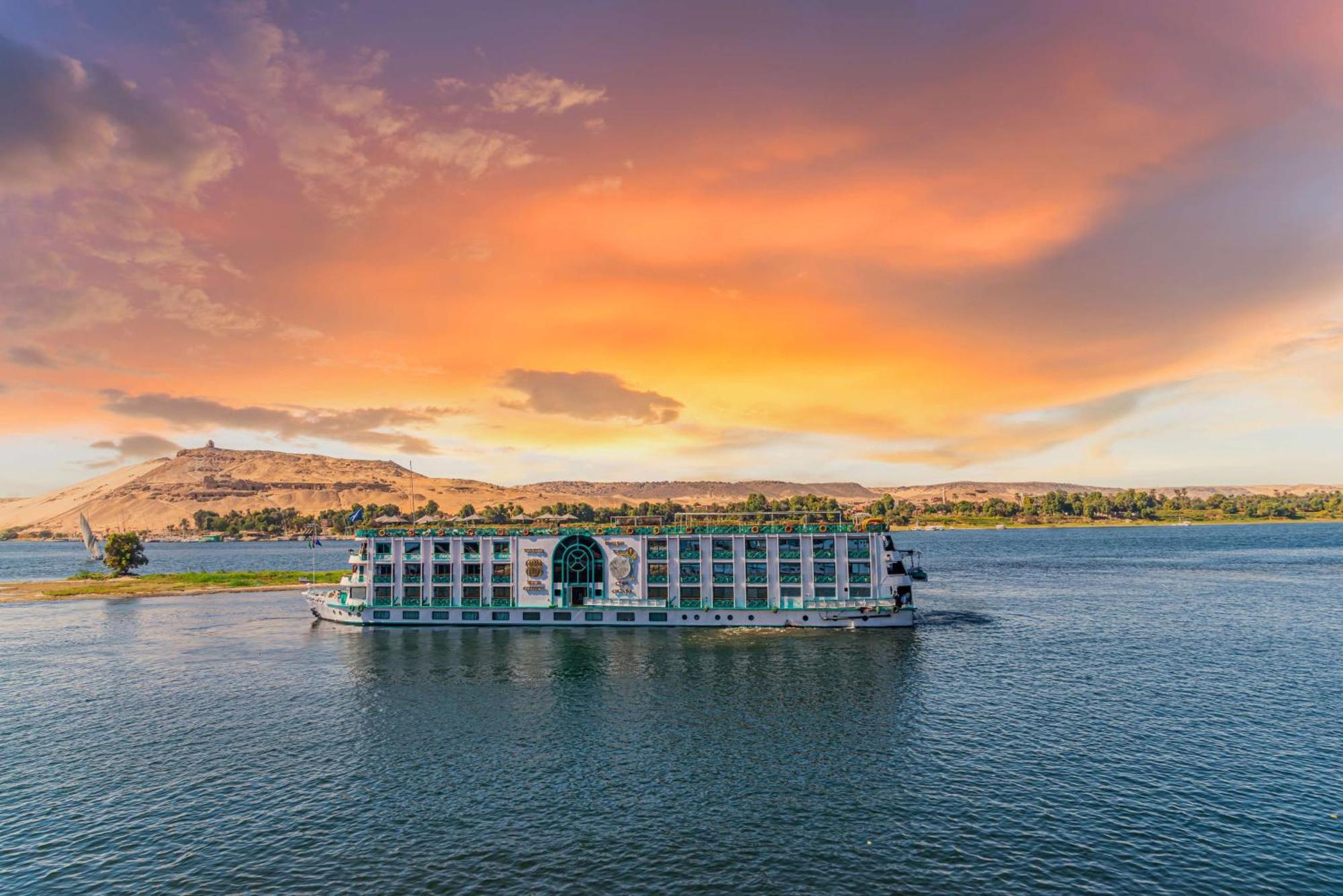Sonesta Moon Goddess Cruise - From Aswan To Luxor - 03 & 07 Nights Every Friday Hotel Exterior foto